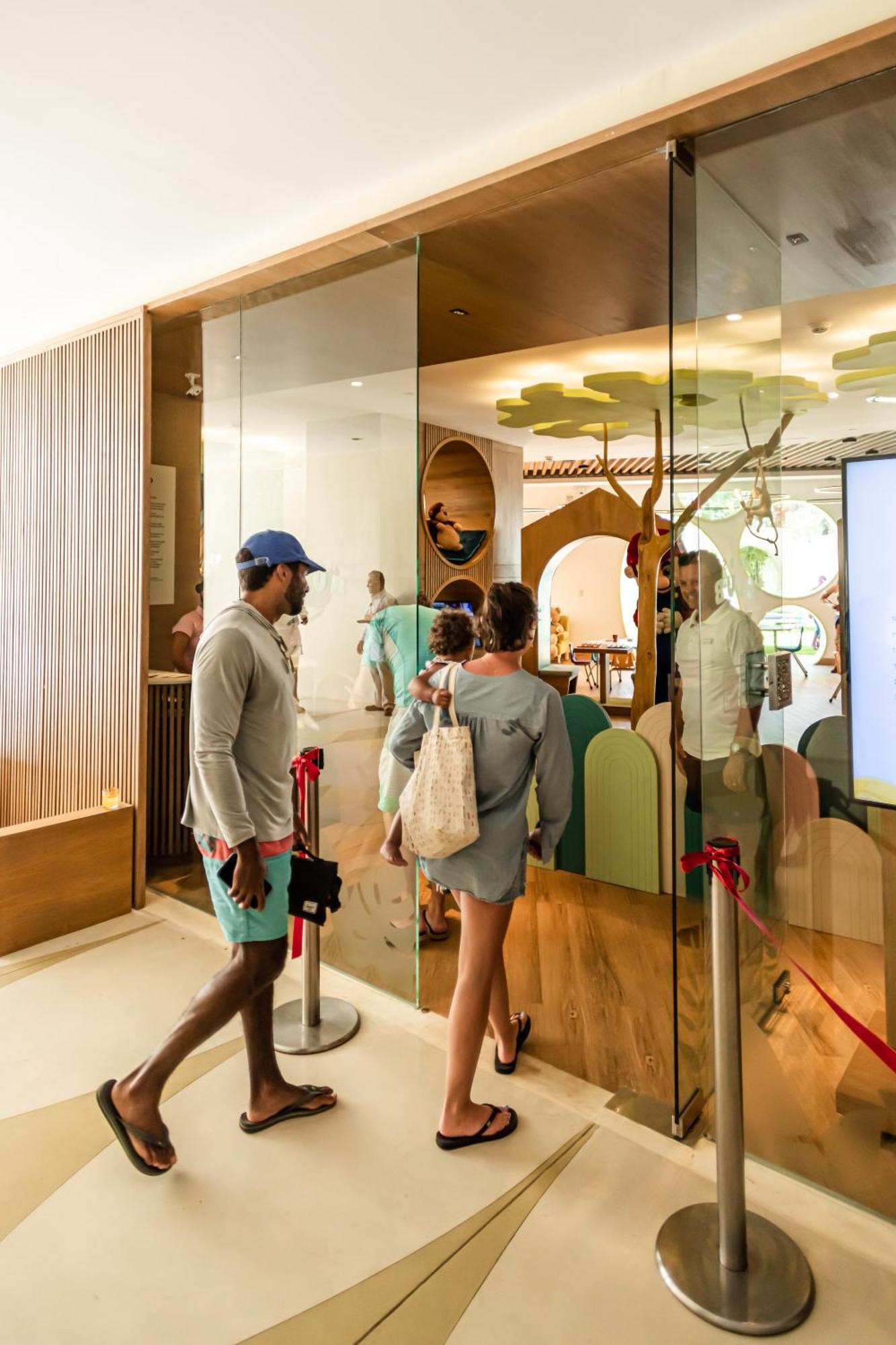 纳亚里特海滨维拉斯大酒店 新巴利亚塔 外观 照片
