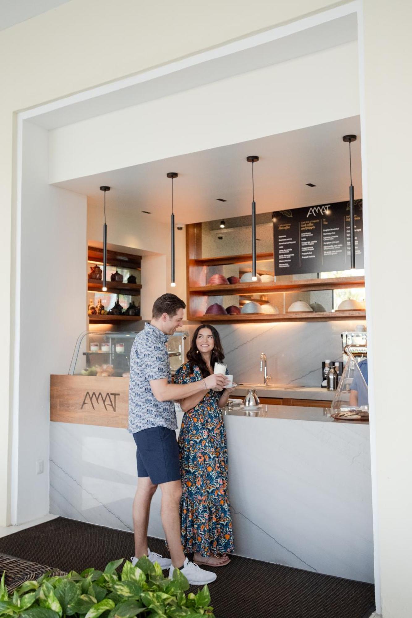纳亚里特海滨维拉斯大酒店 新巴利亚塔 外观 照片